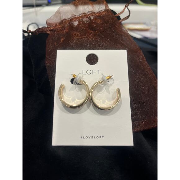 NWT Ann Taylor Loft Brown Enamel and Gold 1" Hoop Earrings with post-back - Picture 7 of 8